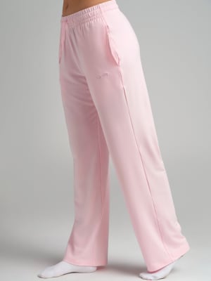 AllDayJersey™ Straight Leg Pants: Tyler is 5'9" and wears a size S