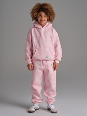 Petal Pink Oak / Logan