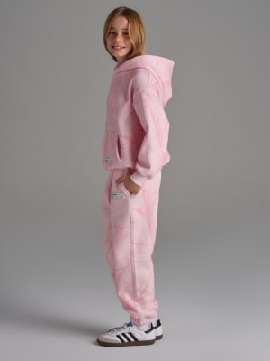 Petal Pink Oak / Raphaella