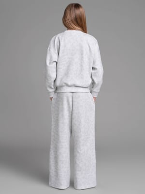 Snow Leopard / Raphaella