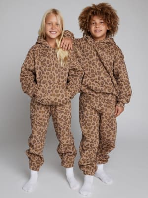 Brown Leopard / Logan