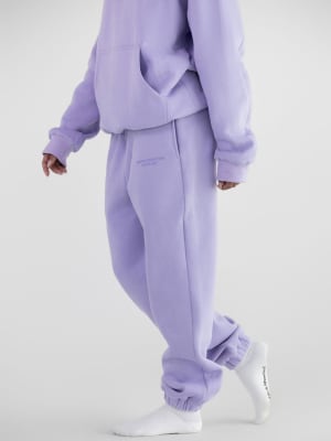 Pastel Sweatpants: Bianca is 5′9″ wearing a size M