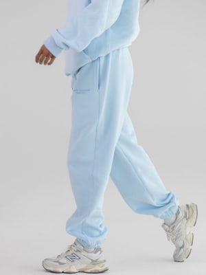 Pastel Sweatpants: Abby is 5′9″ wearing a size M